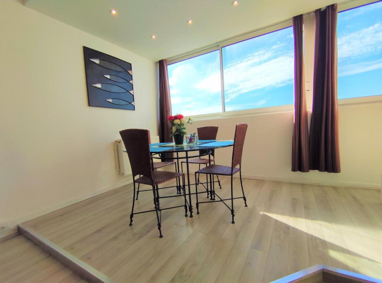 לה רושל 6 Appartements Et 4 Adresses A Mi-Chemin Entre Le Vieux Port Et L Ile De Re מראה חיצוני תמונה