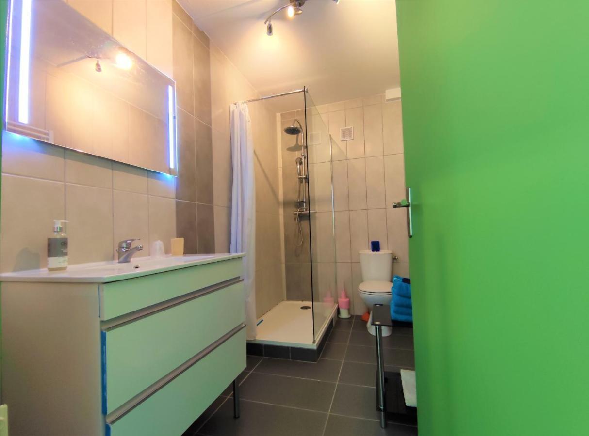 לה רושל 6 Appartements Et 4 Adresses A Mi-Chemin Entre Le Vieux Port Et L Ile De Re מראה חיצוני תמונה