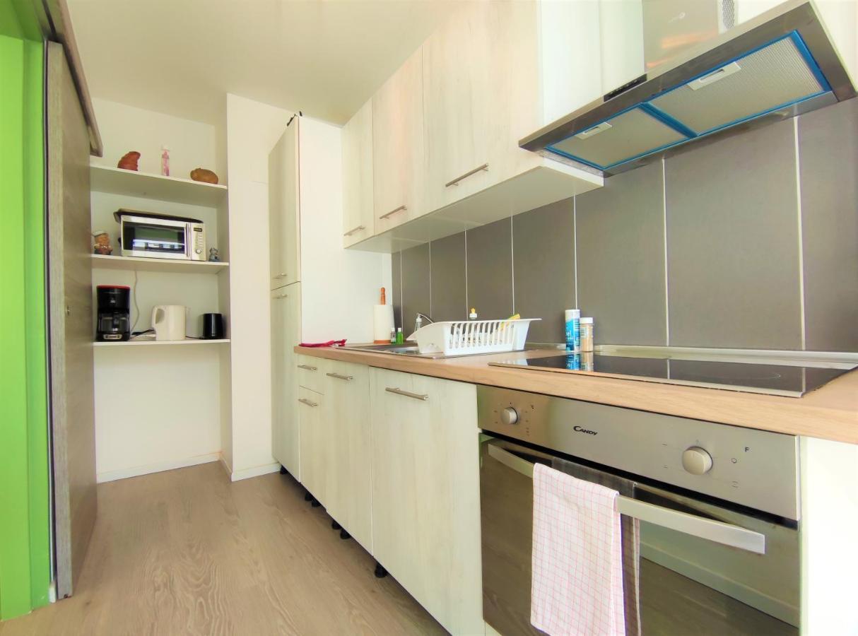 לה רושל 6 Appartements Et 4 Adresses A Mi-Chemin Entre Le Vieux Port Et L Ile De Re מראה חיצוני תמונה