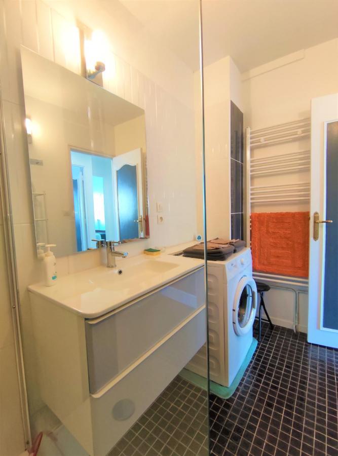 לה רושל 6 Appartements Et 4 Adresses A Mi-Chemin Entre Le Vieux Port Et L Ile De Re מראה חיצוני תמונה