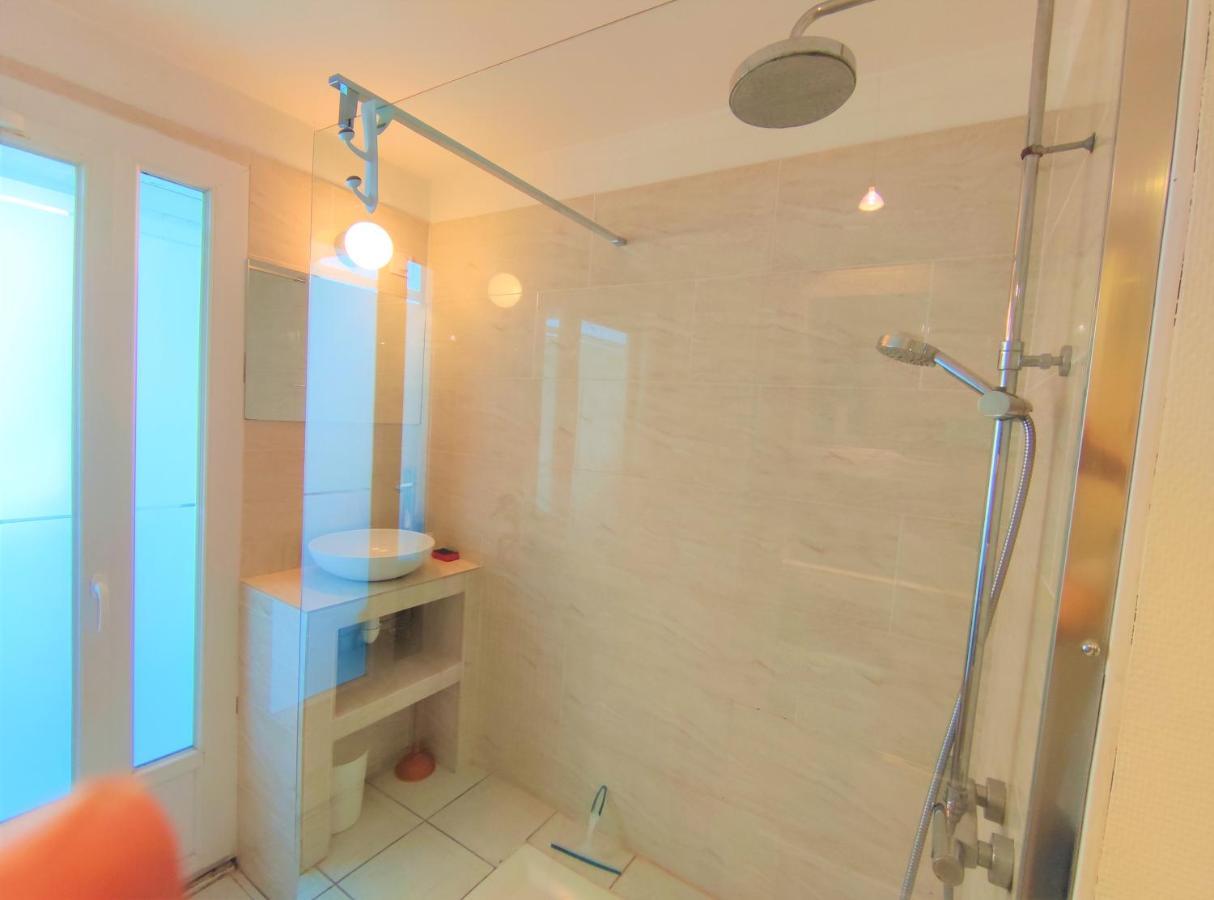 לה רושל 6 Appartements Et 4 Adresses A Mi-Chemin Entre Le Vieux Port Et L Ile De Re מראה חיצוני תמונה