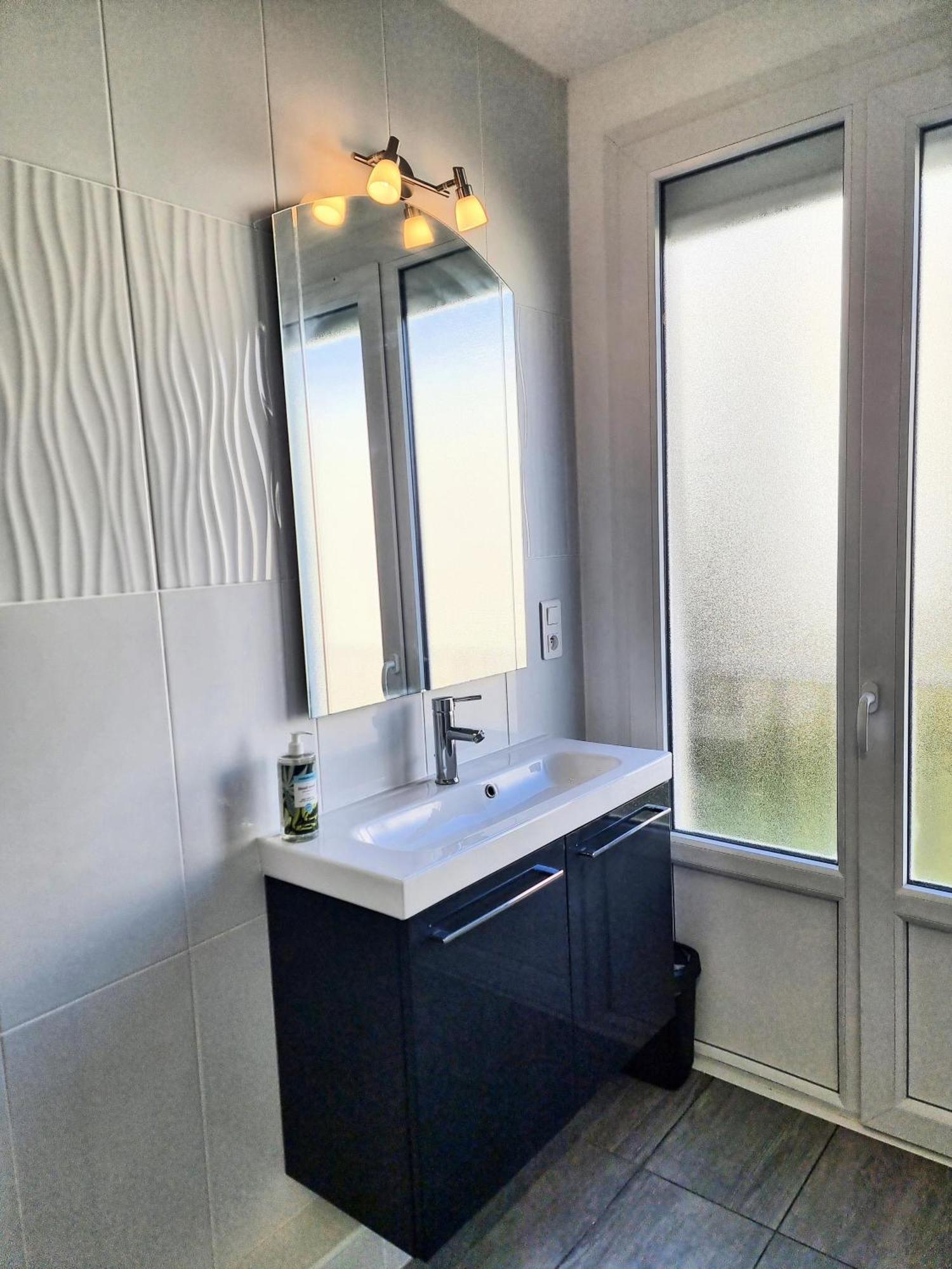 לה רושל 6 Appartements Et 4 Adresses A Mi-Chemin Entre Le Vieux Port Et L Ile De Re מראה חיצוני תמונה
